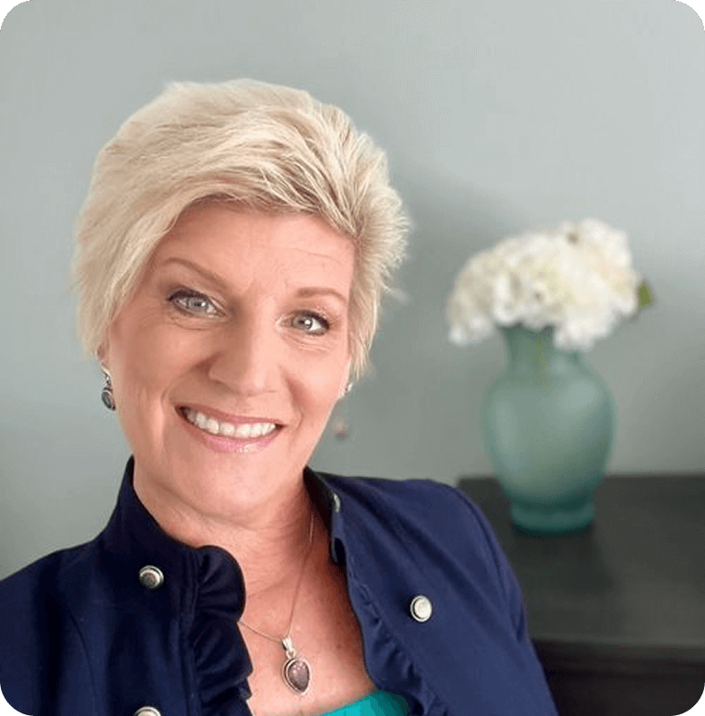 Portrait of Danusia Gronkowski, Occupational Therapist and Psychotherapist at Mindfulness for Health, offering compassionate, mindfulness-based care.